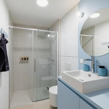 Super - Self Check In, Free Private Parking, Balcony