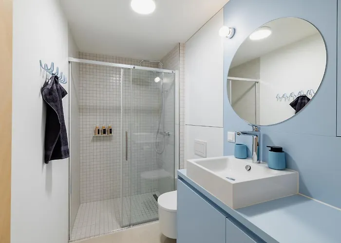 Super - Self Check In, Free Private Parking, Balcony